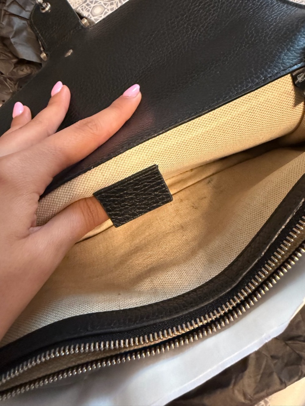 GUCCI LEATHER DIONYSUS CRYSTAL EMBELLISHED BAG - Picture 7 of 10